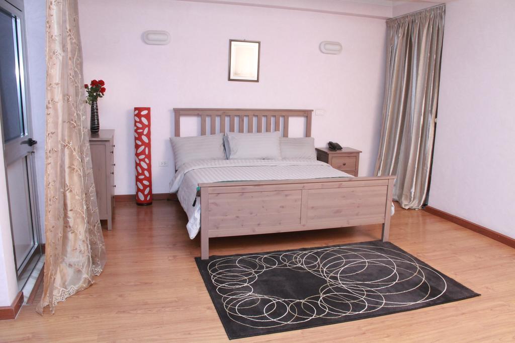 Solmile Family Guest House 亚的斯亚贝巴 外观 照片