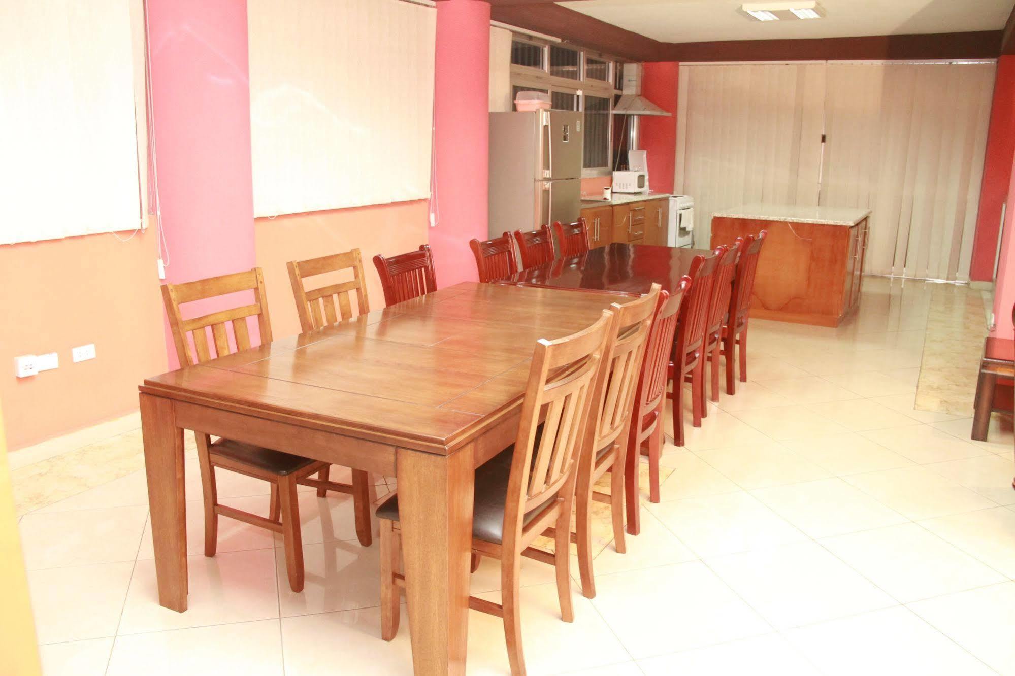 Solmile Family Guest House 亚的斯亚贝巴 外观 照片